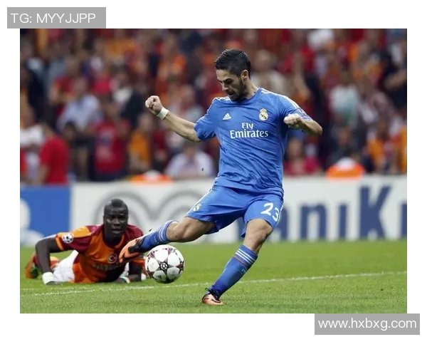 足球明星为何频繁受伤背后的原因与影响分析