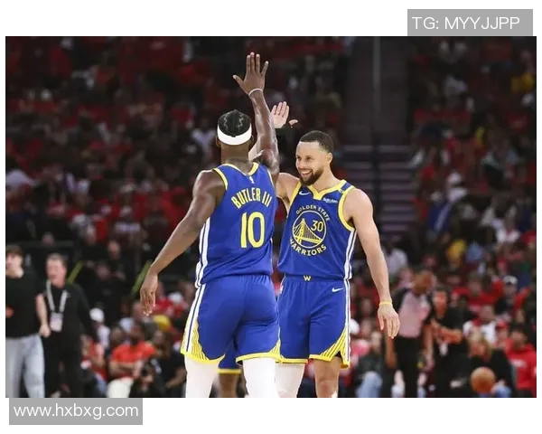 2016年NBA勇士队与鹈鹕队激战回顾精彩瞬间与战术分析